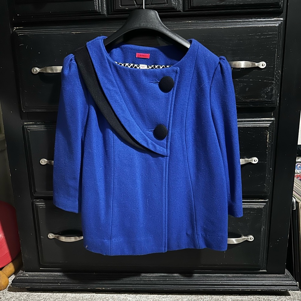 Elegant Blue Women's Jacket